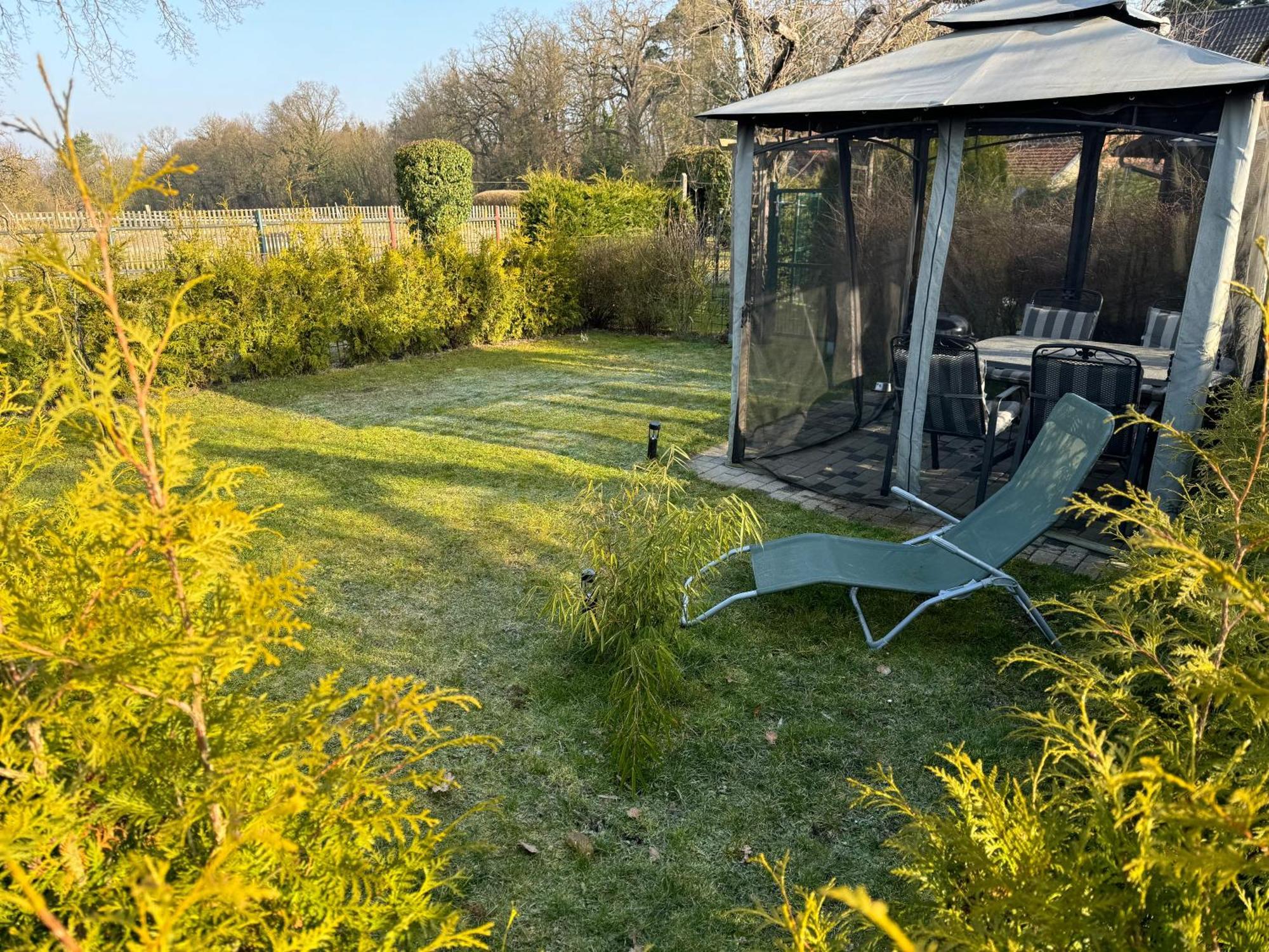 Ferienwohnung Am See Dillich - Ruhige Lage - Eigener Garten - Direkt Neben Einem Natursee Borken  Kültér fotó